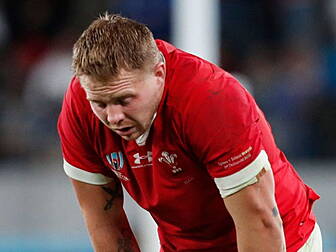 Concussion forces Wales flanke...
